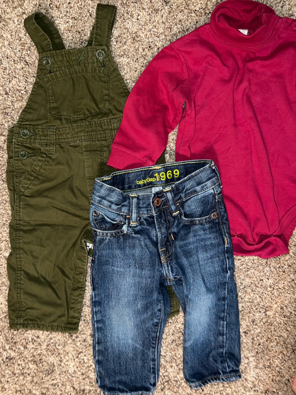 GAP Kids Baby Bundle Blue Jeans Green Bib Overalls Red Turtleneck 12 - 18 Months